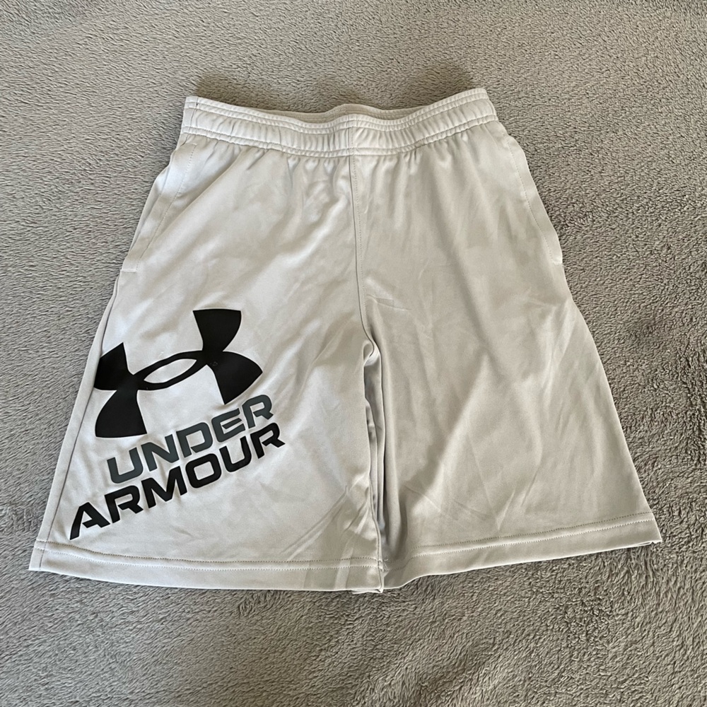 Under Armor youth shorts